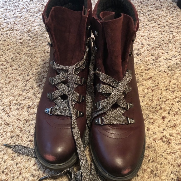 Sam Edelman lace-up leather boots - Picture 1 of 2